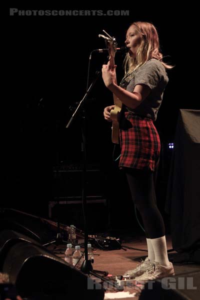 JULIA JACKLIN - 2017-02-21 - PARIS - Cafe de la Danse - 